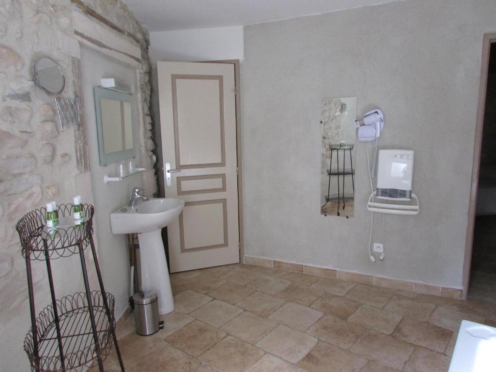 La Bastide Des Senteurs Hotel Saint-Victor-de-Malcap Kamer foto